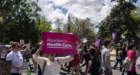 Health complications followed state abortion laws, research finds